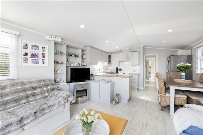 9 Jacks Hole, Beachfront, Jack's Hole Beach Resort, Brittas Bay, Co. Wicklow