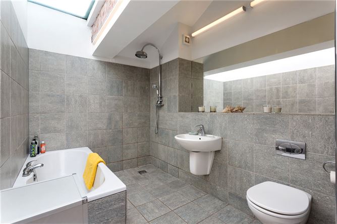 10 Royal Canal Terrace, Phibsborough, Dublin 7