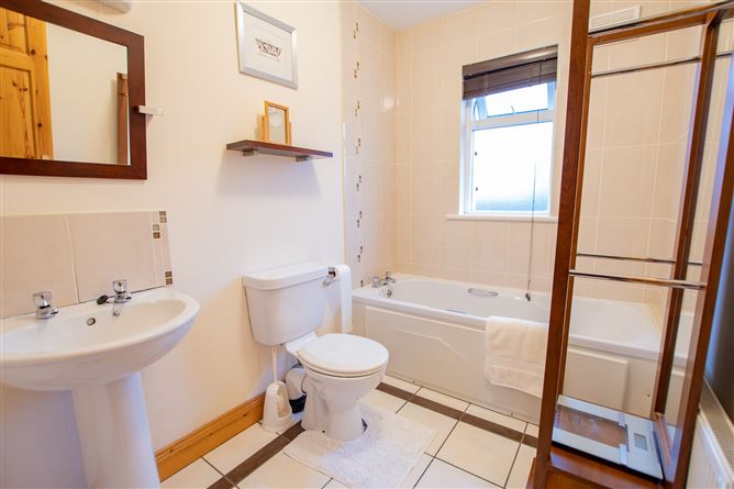 11 An Gleib, Multyfarnham, Westmeath