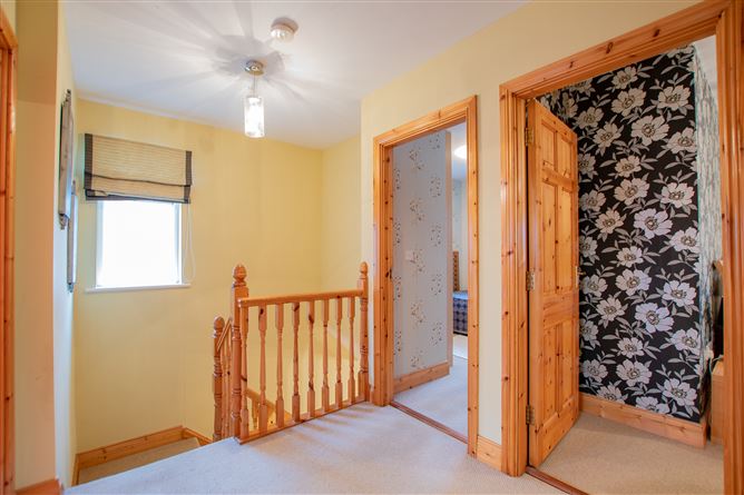 11 An Gleib, Multyfarnham, Westmeath