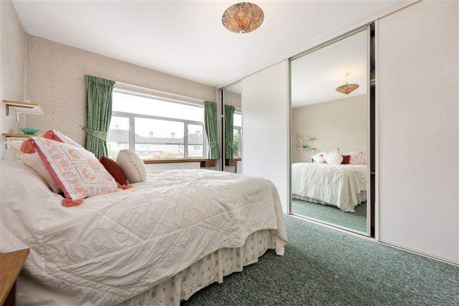 8 Springfield Drive, Templeogue, Dublin 6w