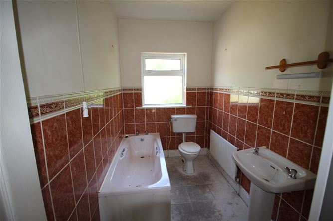 4 Knockroe Drive, Listowel, Kerry