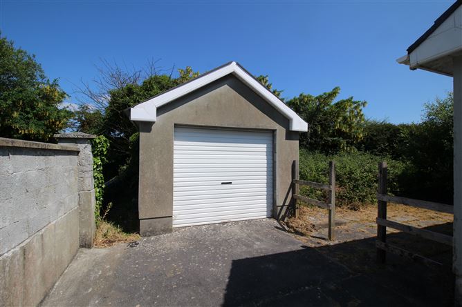 4 Knockroe Drive, Listowel, Kerry