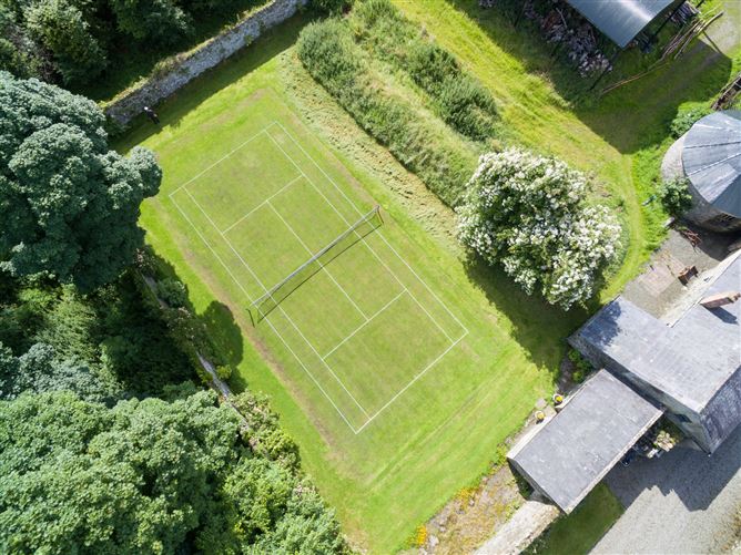 Parsonstown House on C. 65 Acres, Parsonstown, Lobinstown, County Meath