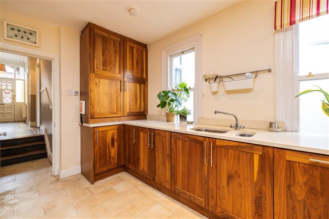 20 IONA PARK, Glasnevin, Dublin 9