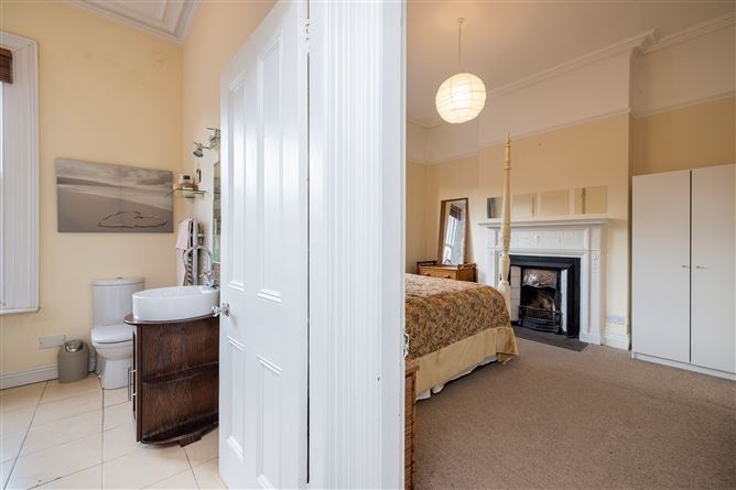 20 IONA PARK, Glasnevin, Dublin 9