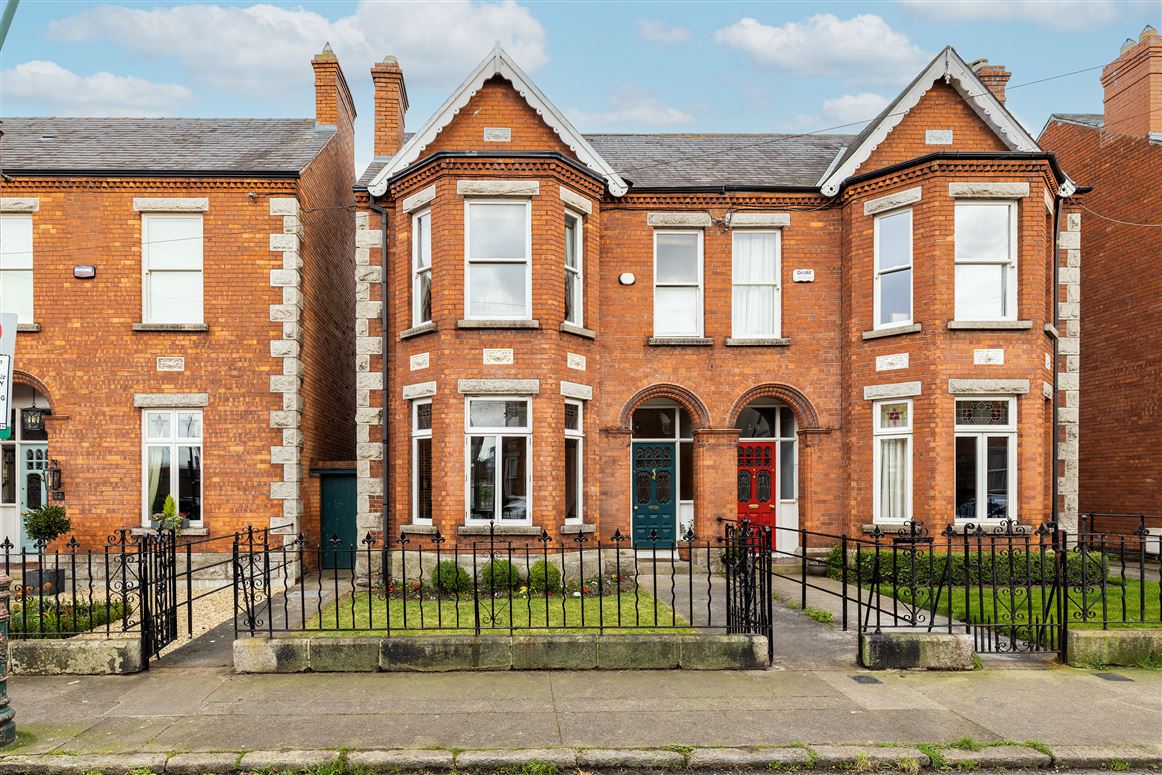 20 IONA PARK, Glasnevin, Dublin 9