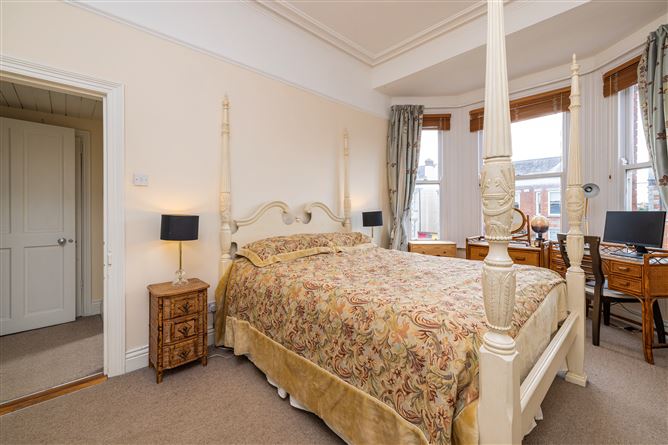 20 IONA PARK, Glasnevin, Dublin 9
