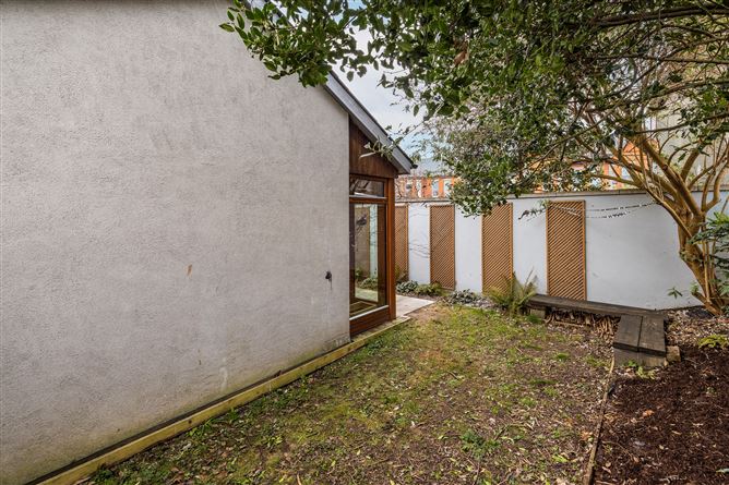 20 IONA PARK, Glasnevin, Dublin 9