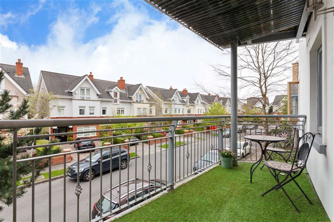 8 Goldsmith Hall, Castleknock, Dublin 15