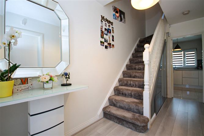 39 Castlegrange Drive, Clondalkin, Dublin 22