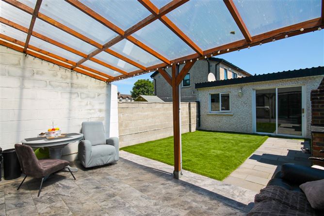 39 Castlegrange Drive, Clondalkin, Dublin 22