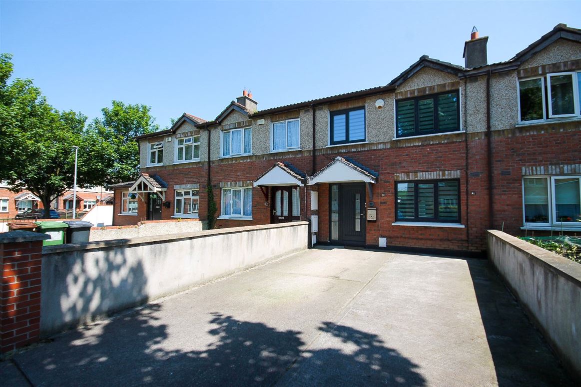 39 Castlegrange Drive, Clondalkin, Dublin 22