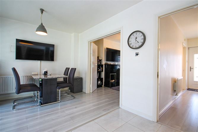 39 Castlegrange Drive, Clondalkin, Dublin 22