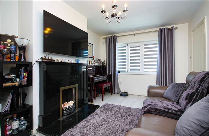 39 Castlegrange Drive, Clondalkin, Dublin 22