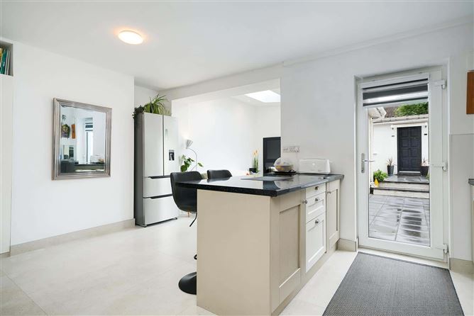 Photo 10 of 29 — 22 Ladyswell Road, Blanchardstown, Dublin 15