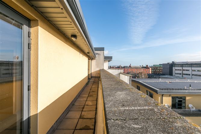 17 The Forge, Railway Street, Dublin 1