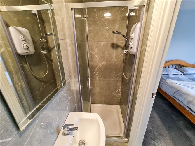 No. 5 Whitehorse Lane, Turlough Road , Castlebar, Mayo