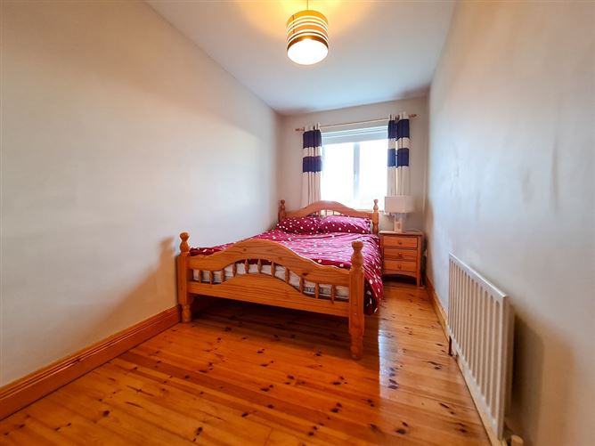 No. 5 Whitehorse Lane, Turlough Road , Castlebar, Mayo