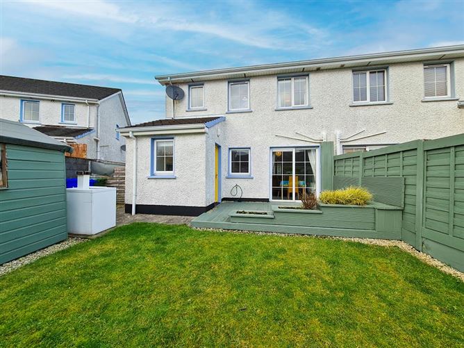 No. 5 Whitehorse Lane, Turlough Road , Castlebar, Mayo