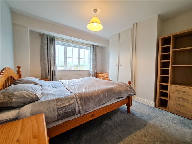 No. 5 Whitehorse Lane, Turlough Road , Castlebar, Mayo
