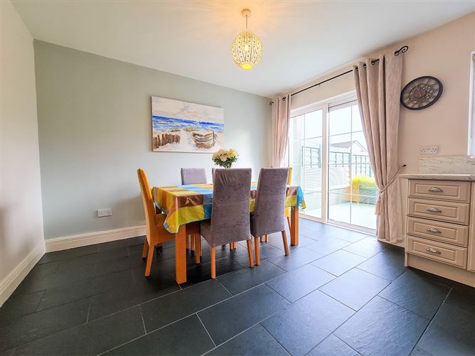 No. 5 Whitehorse Lane, Turlough Road , Castlebar, Mayo