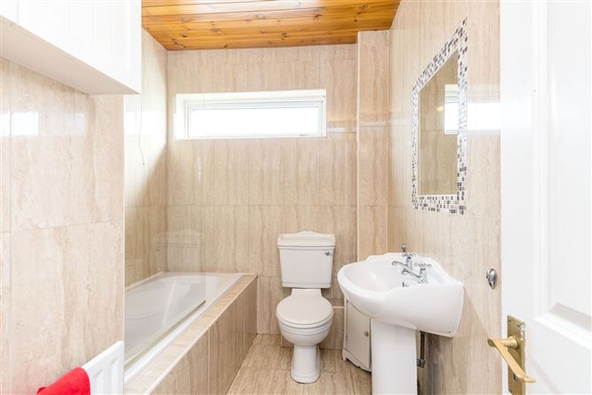 64 Clusker Park, Navan, Co. Meath