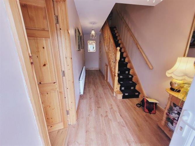No 6 Oakfield Manor, Kinlough, Leitrim