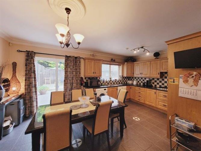 No 6 Oakfield Manor, Kinlough, Leitrim