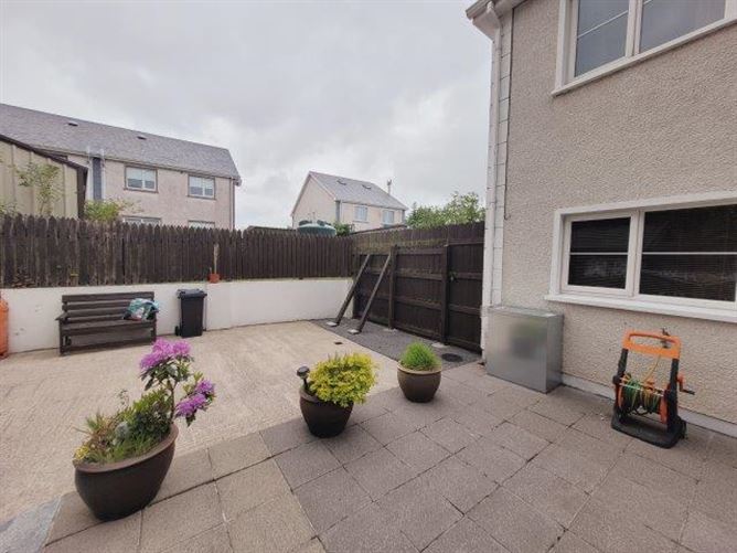 No 6 Oakfield Manor, Kinlough, Leitrim