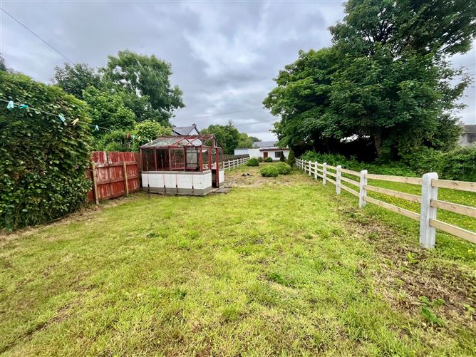 8 Nally Street, Ballina, Co. Mayo