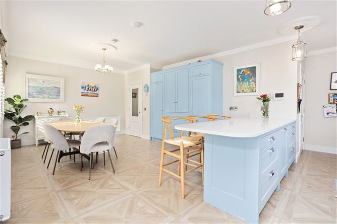 Twin Hills Lodge, Knockanally, Donadea, Kildare