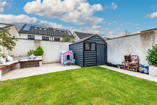 https://photos-a.propertyimages.ie/media/8/3/6/4963638/1c1decd5-dd78-4ad3-b005-3e65f4341f18_l.jpg