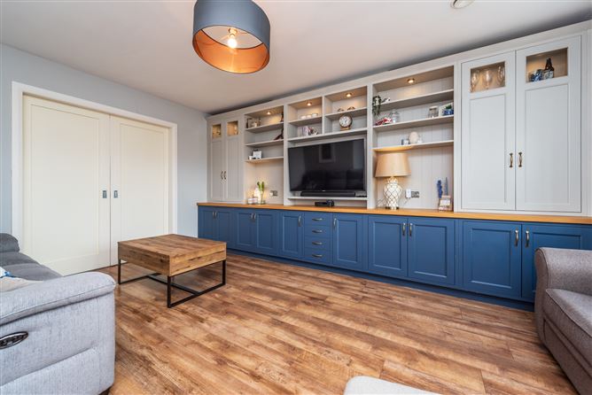 https://photos-a.propertyimages.ie/media/8/3/6/4963638/1c1decd5-dd78-4ad3-b005-3e65f4341f18_l.jpg