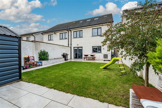 https://photos-a.propertyimages.ie/media/8/3/6/4963638/1c1decd5-dd78-4ad3-b005-3e65f4341f18_l.jpg