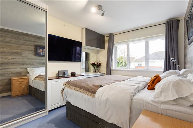 30 Liffey Crescent, Liffey Valley Park, Lucan, Dublin