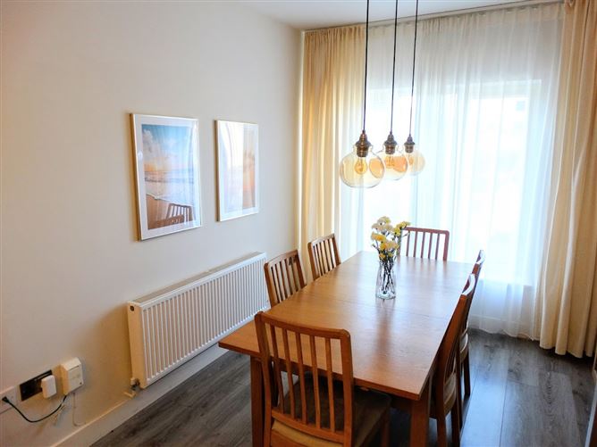 12 Parklands Place, Saggart, Co. Dublin