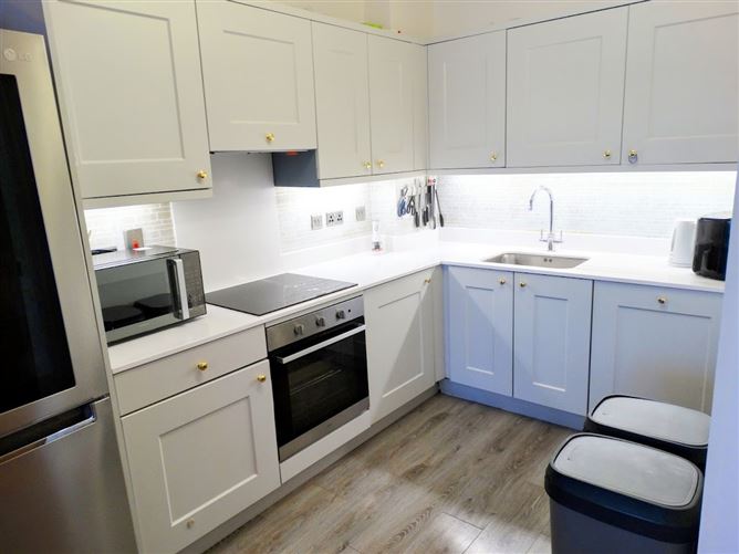 12 Parklands Place, Saggart, Co. Dublin