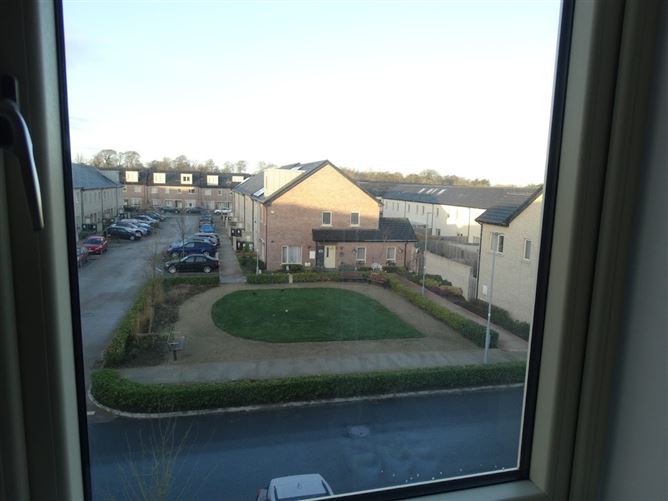 12 Parklands Place, Saggart, Co. Dublin