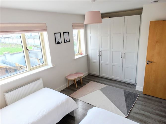 12 Parklands Place, Saggart, Co. Dublin