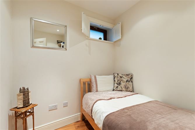 Apt 1, 38 Haddington Road, Ballsbridge, Dublin 4