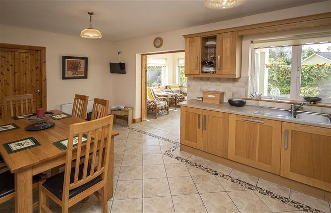 7 Castle Court, Hospital Lane, Lismore, Co. Waterford