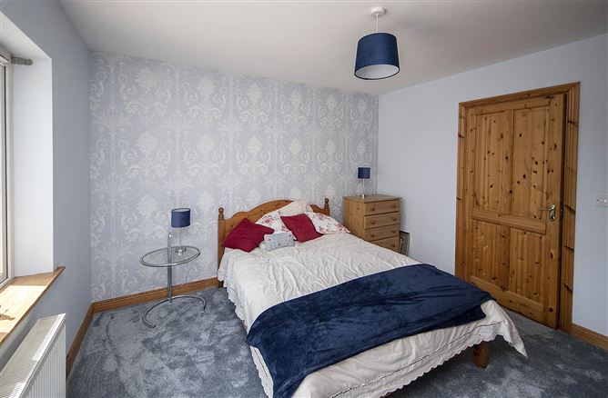 7 Castle Court, Hospital Lane, Lismore, Co. Waterford