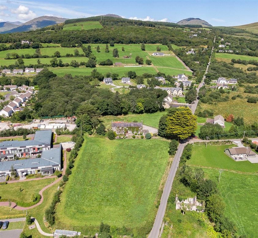 Dromneavane, Kenmare, Co. Kerry Dromneavane, Kenmare, Co. Kerry