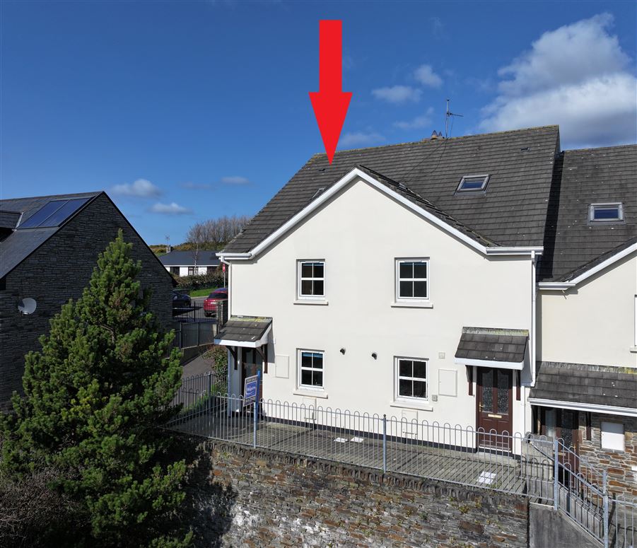 1 Coronea Court, Coronea, Skibbereen,   West Cork