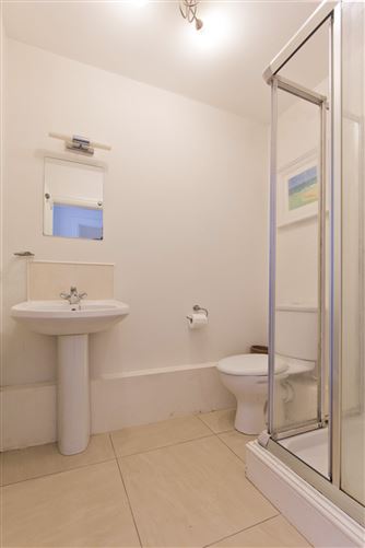 75 Ballintyre Grove, Ballinteer, Dublin16