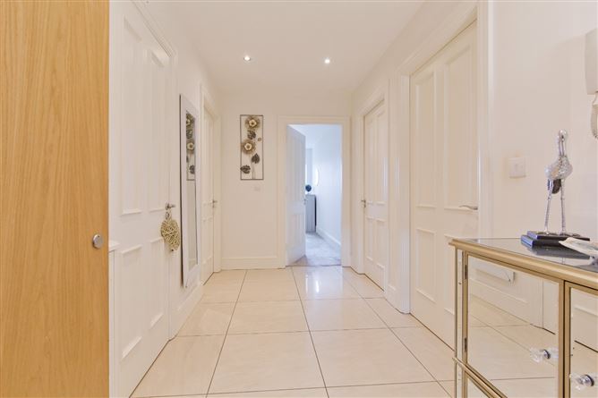 75 Ballintyre Grove, Ballinteer, Dublin16