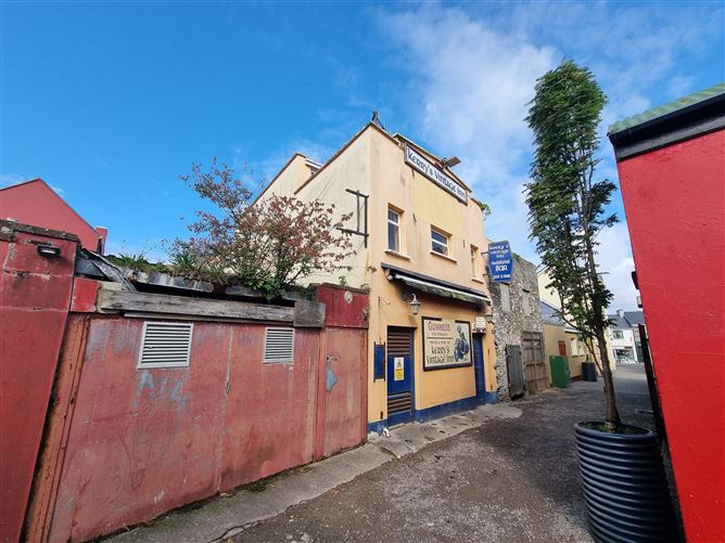 Former public house at Upper Bridge Street, Killorglin, Co. Kerry