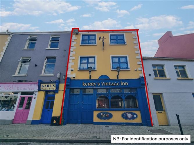 Former public house at Upper Bridge Street, Killorglin, Co. Kerry