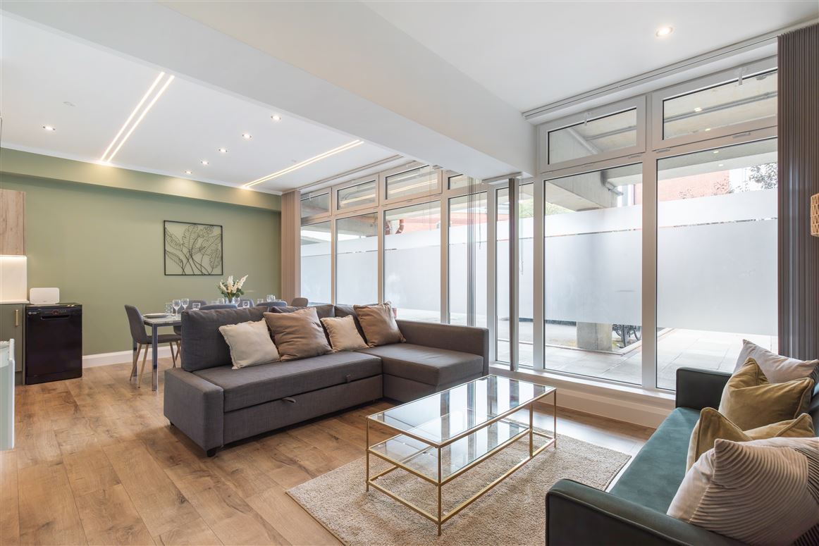 Made For Us,London,Greater London,United Kingdom